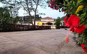 Hillrock Resort & Villas, Karjat